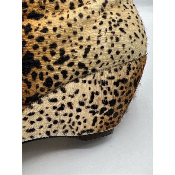 Matisse Nugent Wedge Bootie Cow Hair in Leopard Leather real fur Size 9.5 - Picture 9 of 16